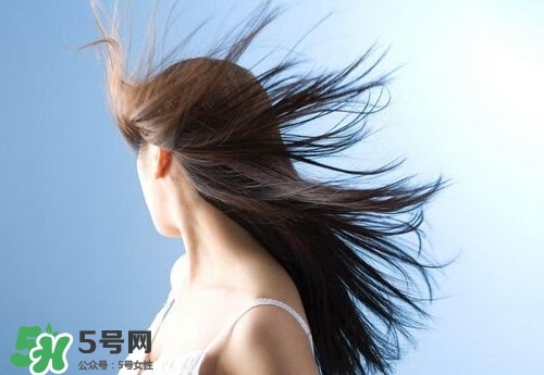 洗頭發(fā)掉頭發(fā)怎么辦？掉頭發(fā)應(yīng)該怎么做？