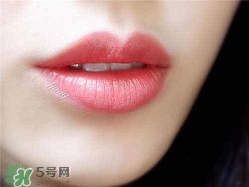 蘭蔻菁純唇膏120多少錢？蘭蔻唇膏120專柜價格