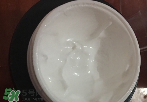 極密水光素顏霜怎么用？極密素顏霜使用方法