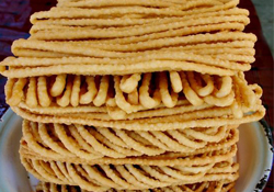 馓子可以煮著吃嗎？馓子用開(kāi)水怎么泡著吃？
