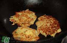 土豆餅的做法 土豆餅怎么做 土豆餅的做法 土豆餅怎么做