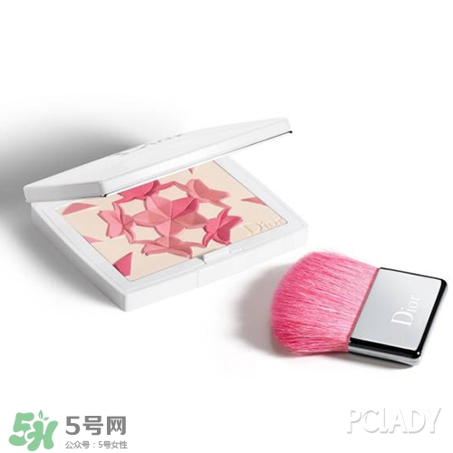 迪奧2017櫻花花瓣腮紅多少錢？2017dior櫻花腮紅專柜價(jià)格