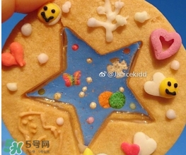 彩繪玻璃餅干怎么做？彩繪玻璃餅干做法