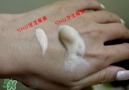 植村秀和阿瑪尼哪個(gè)好？植村秀和阿瑪尼粉底液對(duì)比