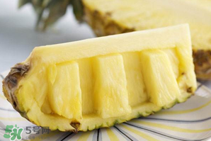 枇杷和菠蘿能一起吃嗎？菠蘿和枇杷一起吃會中毒嗎？