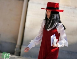 紅色衣服怎么搭配？紅色衣服怎么搭配好看？