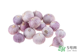 薺菜和大蒜能一起吃嗎？薺菜和蒜頭能一起吃嗎？