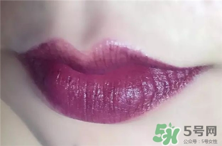 美寶蓮啞光唇釉多少錢(qián)?美寶蓮啞光唇釉價(jià)格