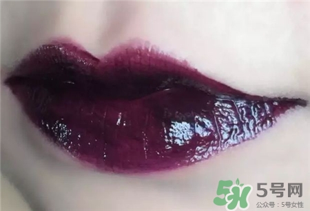 美寶蓮啞光唇釉多少錢(qián)?美寶蓮啞光唇釉價(jià)格