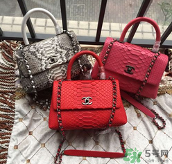 香奈兒蟒蛇皮包包怎么保養(yǎng)？chanel蟒蛇皮包包怎么清洗？