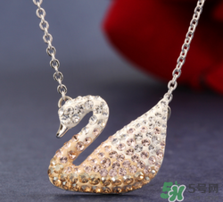 施華洛世奇項(xiàng)鏈能沾水嗎？施華洛世奇項(xiàng)鏈為什么不能沾水？