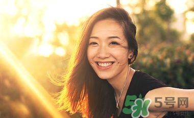 女人熬夜怎么保養(yǎng)皮膚？女人熬夜吃什么補品好？