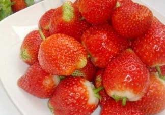 草莓和菠蘿可以一起吃嗎？草莓和菠蘿能一起吃嗎？