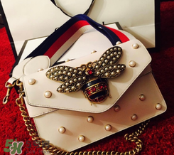 gucci蜜蜂包正品多少錢？gucci古馳蜜蜂珍珠包專柜價格