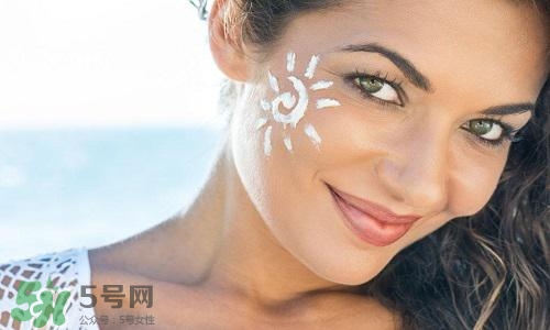 長(zhǎng)痘痘可以用防曬霜嗎？長(zhǎng)痘痘用防曬霜好嗎？