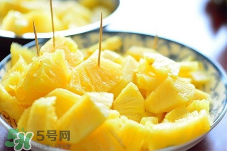 過敏性鼻炎可以吃菠蘿嗎？過敏性鼻炎能不能吃菠蘿？