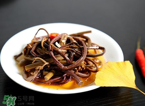 干蕨菜致癌嗎？干蕨菜致癌是真的嗎？