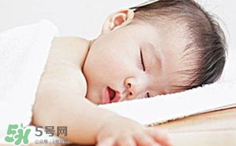 孩子睡覺為什么打呼嚕？孩子睡覺打呼嚕是什么原因