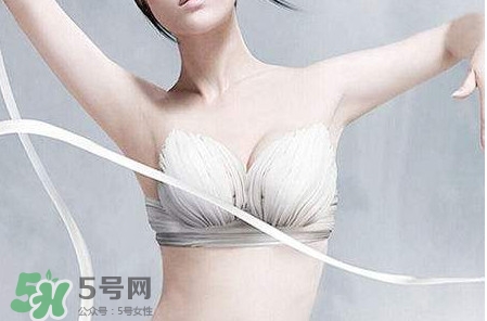 怎么樣能把乳房變大？怎么樣才能讓乳房大一些