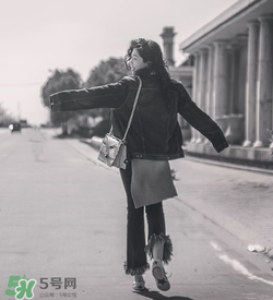 tfboys春晚同款ash鞋正品多少錢？tfboys同款艾熙小白鞋專柜價(jià)格