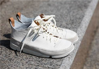 clarks三瓣鞋正品多少錢？clarks其樂三瓣鞋專柜價格