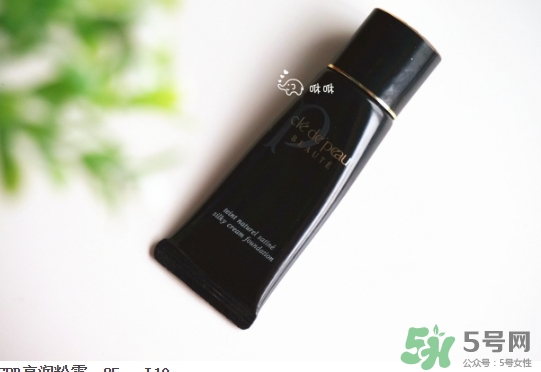 cpb粉底液和粉霜哪個好？cpb粉底液和粉霜區(qū)別