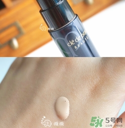 cpb粉底液和粉霜哪個好？cpb粉底液和粉霜區(qū)別