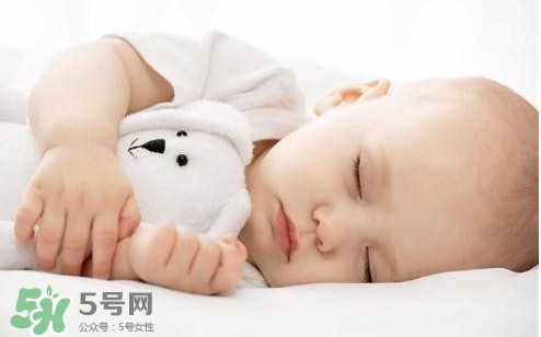 打鼾和枕頭有關(guān)系嗎？打鼾和枕頭有沒(méi)有關(guān)系