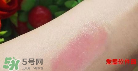 迪奧變色唇膏005和006哪個(gè)好看？dior變色唇膏005和006試色圖