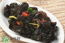 黑木耳是堿性食物嗎？黑木耳是酸性還是堿性？