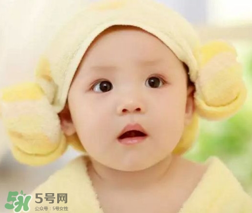 嬰兒濕疹是什么引起的？嬰兒濕疹是什么原因