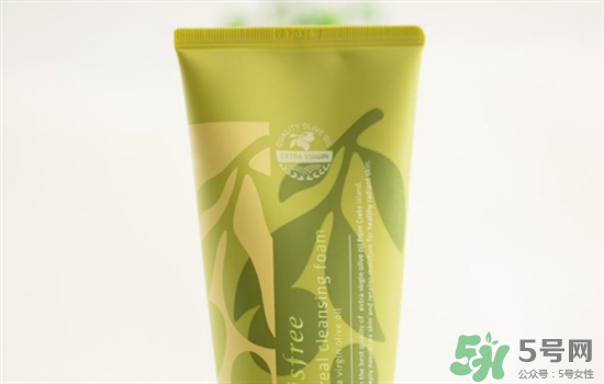 悅詩(shī)風(fēng)吟綠茶洗面奶適合什么膚質(zhì)？悅詩(shī)風(fēng)吟洗面奶適合油性肌膚嗎？