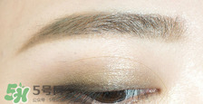 紀梵希眼影怎么畫 紀梵希眼影畫法 紀梵希眼影怎么畫 紀梵希眼影畫法
