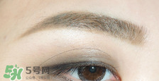紀梵希眼影怎么畫 紀梵希眼影畫法 紀梵希眼影怎么畫 紀梵希眼影畫法