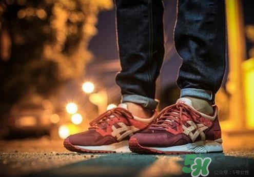 亞瑟士和耐克哪個好？asics和nike跑鞋哪個更好？