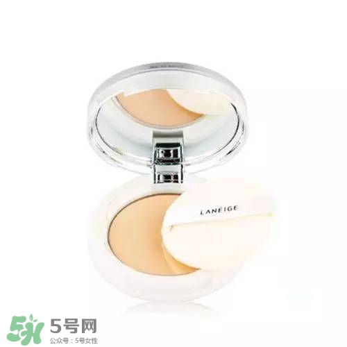 2017粉餅?zāi)膫€牌子好？2017好用的粉餅推薦