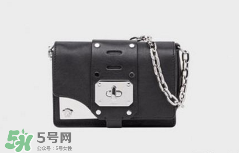 范思哲鏈條包正品多少錢？versace鏈條包專柜價(jià)格