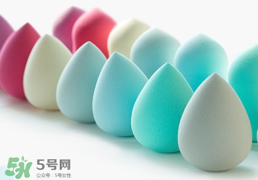 美妝蛋可以干用嗎？美妝蛋使用前要打濕嗎？