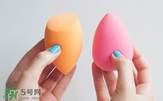 美妝蛋可以涂乳液嗎？美妝蛋怎么涂水乳？