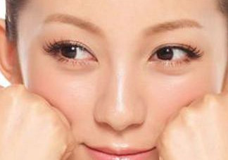為什么臉上長(zhǎng)脂肪粒？臉上長(zhǎng)脂肪粒是什么原因