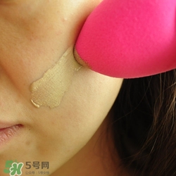 美妝蛋可以用香皂洗嗎？美妝蛋可以用肥皂洗嗎？