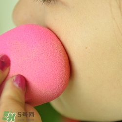 美妝蛋可以用香皂洗嗎？美妝蛋可以用肥皂洗嗎？