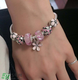 潘多拉桃花系列什么寓意？pandora桃花系列的寓意是什么？