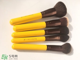 受受狼小黃鴨化妝刷怎么樣？受受狼小黃鴨化妝刷多少錢？