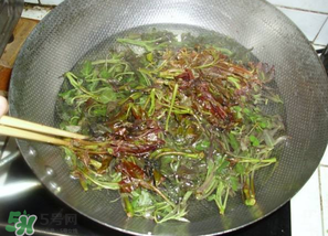 香椿為什么要焯水？香椿怎么焯水？