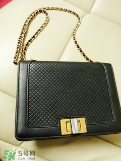 charles keith是什么牌子？屬于什么檔次