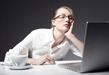 眼疲勞會引起哪些癥狀？眼疲勞會導致什么癥狀