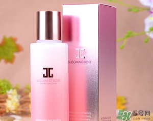 jayjun水乳套盒粉色藍(lán)色那個(gè)好？jayjun水乳粉色藍(lán)色區(qū)別