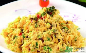 香椿炒雞蛋有什么營養(yǎng)？香椿炒雞蛋有什么功效？