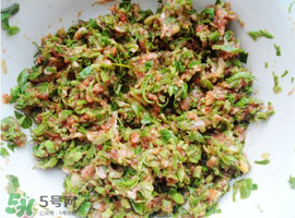 香椿和豬肉能一起吃嗎？香椿豬肉餃子餡兒的做法
